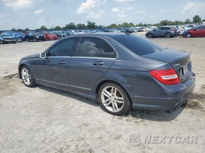 Drugie zdjęcie samochodu z przodu: 2013 MERCEDES-BENZ C 300 4MATIC VIN:WDDGF8AB8DA841288 - miniatura