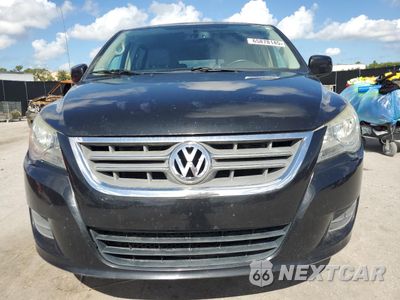 Piąte zdjęcie samochodu w środku: 2011 VOLKSWAGEN ROUTAN SE VIN:2V4RW3DG1BR802957 - miniatura