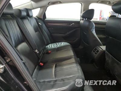 Zdjęcie 10 z 14 samochodu: 2018 HONDA ACCORD TOURING VIN:1HGCV1F9XJA141715 - miniatura
