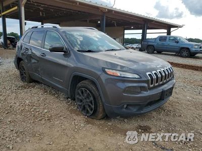 Czwarte zdjęcie samochodu z boku: 2015 JEEP CHEROKEE LATITUDE VIN:1C4PJLCB7FW560761 - miniatura