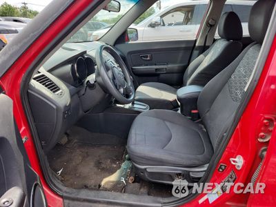 Zdjęcie 7 z 14 samochodu: 2010 KIA SOUL + VIN:KNDJT2A28A7162894 - miniatura