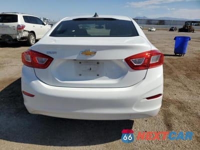 Zdjęcie 6 z 12 samochodu: 2017 CHEVROLET CRUZE LS VIN:1G1BC5SMXH7121059 - miniatura