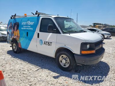 Czwarte zdjęcie samochodu z boku: 2015 CHEVROLET EXPRESS G2500 VIN:1GCWGFCF0F1250270 - miniatura