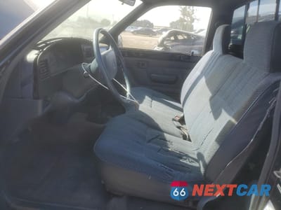 Zdjęcie 7 z 12 samochodu: 1994 TOYOTA PICKUP 1/2 TON SHORT WHEELBASE STB VIN:4TARN81A0RZ289061 - miniatura