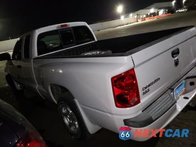 Drugie zdjęcie samochodu z przodu: 2007 DODGE DAKOTA SLT VIN:1D7HE42K47S214844 - miniatura