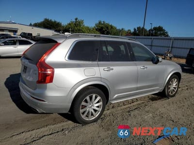 Trzecie zdjęcie samochodu z tyłu: 2016 VOLVO XC90 T6 VIN:YV4A22PK8G1017891 - miniatura