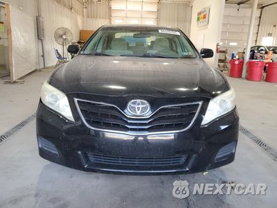 Piąte zdjęcie samochodu w środku: 2011 TOYOTA CAMRY BASE VIN:4T1BF3EK3BU151599 - miniatura