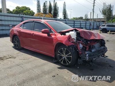 Czwarte zdjęcie samochodu z boku: 2020 TOYOTA CAMRY SE VIN:4T1G11AK1LU366074 - miniatura