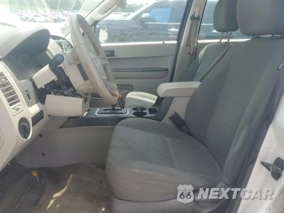 Zdjęcie 7 z 14 samochodu: 2011 FORD ESCAPE XLS VIN:1FMCU0C75BKB57794 - miniatura