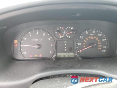 Zdjęcie 9 z 12 samochodu: 2003 HYUNDAI SONATA GL VIN:KMHWF25S03A743833 - miniatura