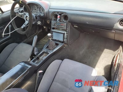 Zdjęcie 8 z 13 samochodu: 1990 MAZDA MX-5 MIATA VIN:JM1NA3520L0116737 - miniatura