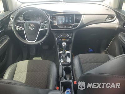 Zdjęcie 8 z 12 samochodu: 2020 BUICK ENCORE PREFERRED VIN:KL4CJASB4LB338261 - miniatura