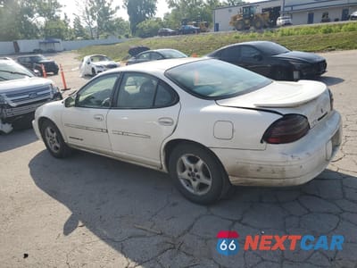 Drugie zdjęcie samochodu z przodu: 2002 PONTIAC GRAND PRIX SE VIN:1G2WK52J82F279953 - miniatura