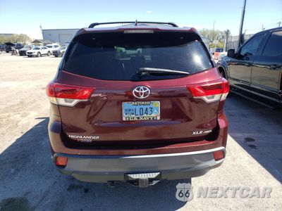 Zdjęcie 6 z 13 samochodu: 2018 TOYOTA HIGHLANDER SE VIN:5TDJZRFH4JS834136 - miniatura