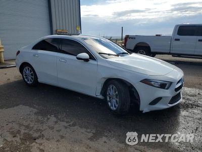 Czwarte zdjęcie samochodu z boku: 2019 MERCEDES-BENZ A 220 VIN:WDD3G4EB9KW007111 - miniatura