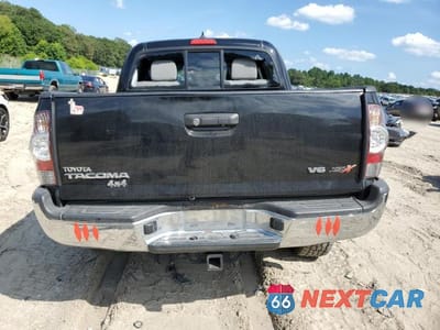 Zdjęcie 6 z 13 samochodu: 2014 TOYOTA TACOMA DOUBLE CAB VIN:5TFLU4EN7EX093921 - miniatura