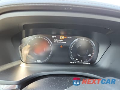 Zdjęcie 9 z 13 samochodu: 2022 VOLVO S60 B5 INSCRIPTION VIN:7JRL12TL0NG161640 - miniatura