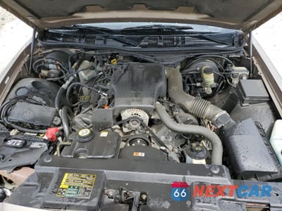 Zdjęcie 11 z 12 samochodu: 2004 FORD CROWN VICTORIA LX VIN:2FAFP74W34X118845 - miniatura