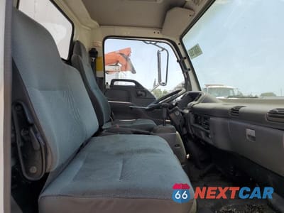 Zdjęcie 7 z 13 samochodu: 1997 ISUZU NPR VIN:4KLB4B1R9VJ002207 - miniatura