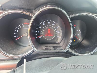 Zdjęcie 9 z 12 samochodu: 2013 KIA OPTIMA LX VIN:5XXGM4A79DG184607 - miniatura