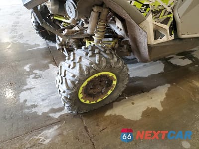 Zdjęcie 9 z 10 samochodu: 2015 CAN-AM MAVERICK 1000R TURBO X DS VIN:3JBPDAR2XFJ001910 - miniatura