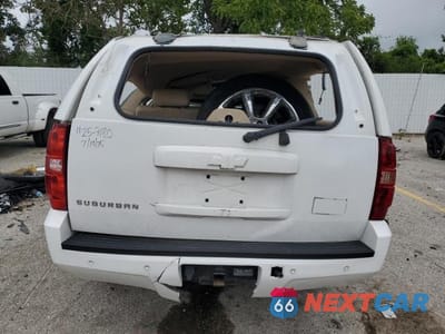 Zdjęcie 6 z 13 samochodu: 2013 CHEVROLET SUBURBAN K1500 LT VIN:1GNSKJE73DR106806 - miniatura