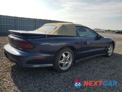 Trzecie zdjęcie samochodu z tyłu: 2002 PONTIAC FIREBIRD TRANS AM VIN:2G2FV32G022155998 - miniatura