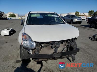 Piąte zdjęcie samochodu w środku: 2011 NISSAN ROGUE S VIN:JN8AS5MT1BW154110 - miniatura