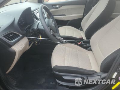 Zdjęcie 7 z 15 samochodu: 2018 HYUNDAI ACCENT SE VIN:3KPC24A39JE011241 - miniatura