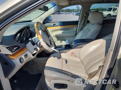 Zdjęcie 7 z 13 samochodu: 2010 LINCOLN MKT VIN:2LMHJ5AT6ABJ26658 - miniatura