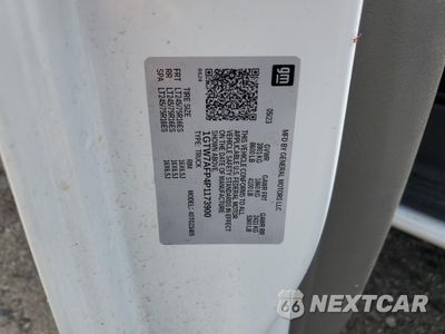 Zdjęcie 14 z 14 samochodu: 2023 GMC SAVANA G2500 VIN:1GTW7AFP4P1173900 - miniatura