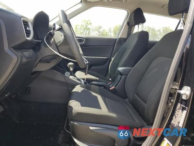 Zdjęcie 7 z 13 samochodu: 2023 HYUNDAI VENUE SE VIN:KMHRB8A3XPU210449 - miniatura