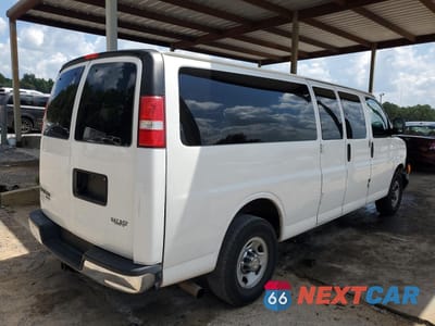 Trzecie zdjęcie samochodu z tyłu: 2016 CHEVROLET EXPRESS G3500 LT VIN:1GAZGPFF3G1202125 - miniatura