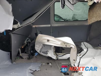 Zdjęcie 11 z 13 samochodu: 2020 MERCEDES BENZ SPRINTER VIN:W1W4ECHY0LT023042 - miniatura