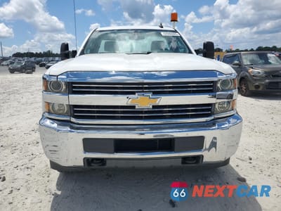 Piąte zdjęcie samochodu w środku: 2016 CHEVROLET SILVERADO C3500 VIN:1GB3CYCG9GZ276229 - miniatura