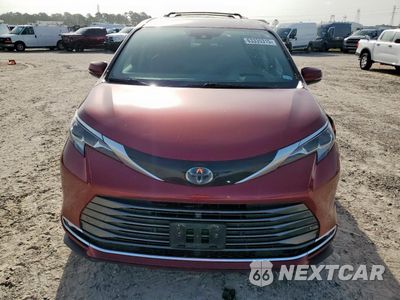 Piąte zdjęcie samochodu w środku: 2022 TOYOTA SIENNA LIMITED VIN:5TDERKEC4NS092017 - miniatura