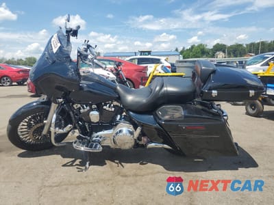 Trzecie zdjęcie samochodu z tyłu: 2014 HARLEY-DAVIDSON FLHXS STREET GLIDE SPECIAL VIN:1HD1KRM16EB695407 - miniatura
