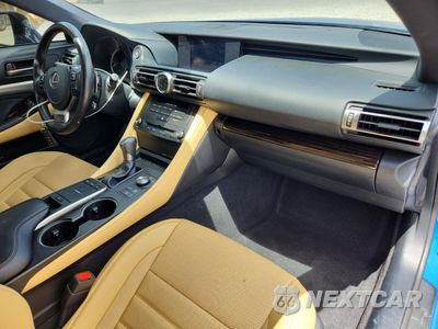 Zdjęcie 8 z 15 samochodu: 2021 LEXUS RC 300 BASE VIN:JTHAA5BC2M5011644 - miniatura