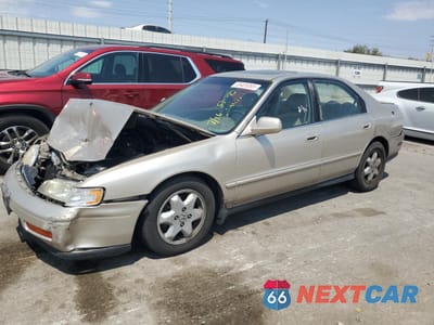1995 HONDA ACCORD EX 1HGCE6661SA001525 - główne zdjęcie licytacji z USA - miniatura