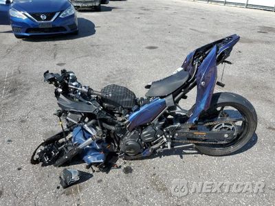 Trzecie zdjęcie samochodu z tyłu: 2023 KAWASAKI EX400 VIN:JKAEXKH10PDAN9429 - miniatura
