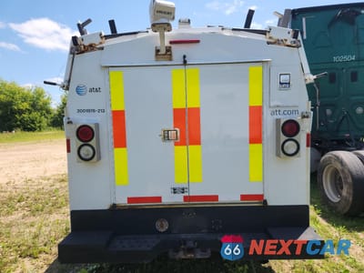 Zdjęcie 6 z 12 samochodu: 2013 CHEVROLET SILVERADO C3500 VIN:1GB3CZCG9DF151735 - miniatura