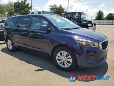 Czwarte zdjęcie samochodu z boku: 2018 KIA SEDONA LX VIN:KNDMB5C19J6389362 - miniatura