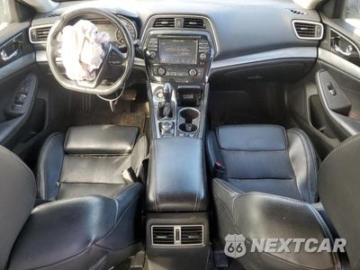 Zdjęcie 8 z 13 samochodu: 2017 NISSAN MAXIMA 3.5S VIN:1N4AA6AP4HC370447 - miniatura