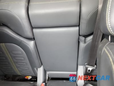 Zdjęcie 10 z 14 samochodu: 2022 RIVIAN R1S LAUNCH EDITION VIN:7PDSGABL2NN002627 - miniatura