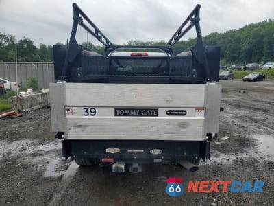 Zdjęcie 6 z 13 samochodu: 2022 CHEVROLET SILVERADO K3500 VIN:1GC3YSE72NF335806 - miniatura