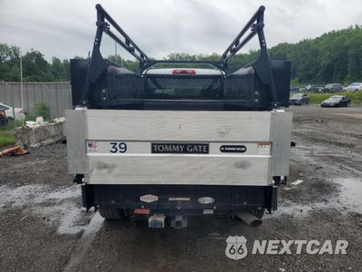 Zdjęcie 6 z 13 samochodu: 2022 CHEVROLET SILVERADO K3500 VIN:1GC3YSE72NF335806 - miniatura