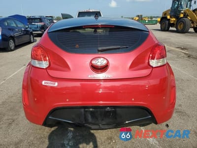Zdjęcie 6 z 12 samochodu: 2016 HYUNDAI VELOSTER BASE VIN:KMHTC6AD3GU266555 - miniatura