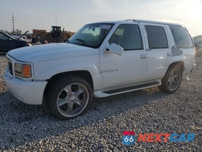 2000 CADILLAC ESCALADE LUXURY 1GYEK63R5YR203660 - główne zdjęcie licytacji z USA - miniatura