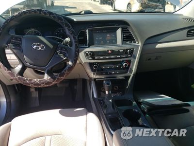 Zdjęcie 8 z 13 samochodu: 2017 HYUNDAI SONATA SE VIN:5NPE24AF0HH475057 - miniatura
