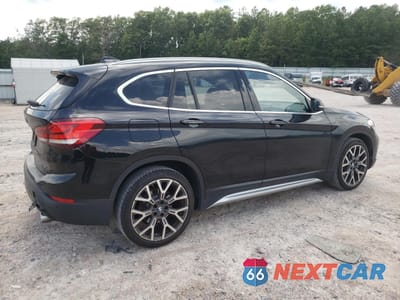 Trzecie zdjęcie samochodu z tyłu: 2021 BMW X1 SDRIVE28I VIN:WBXJG7C03M5S26730 - miniatura